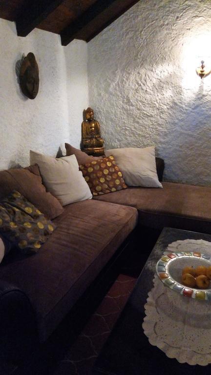 Chambres D'Hotes Chez Pierrot Et Flo Vugelles-La Mothe Ngoại thất bức ảnh